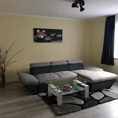Gemutliche 3-Zimmer Wohnung Saal an der Donau Exteriör bild